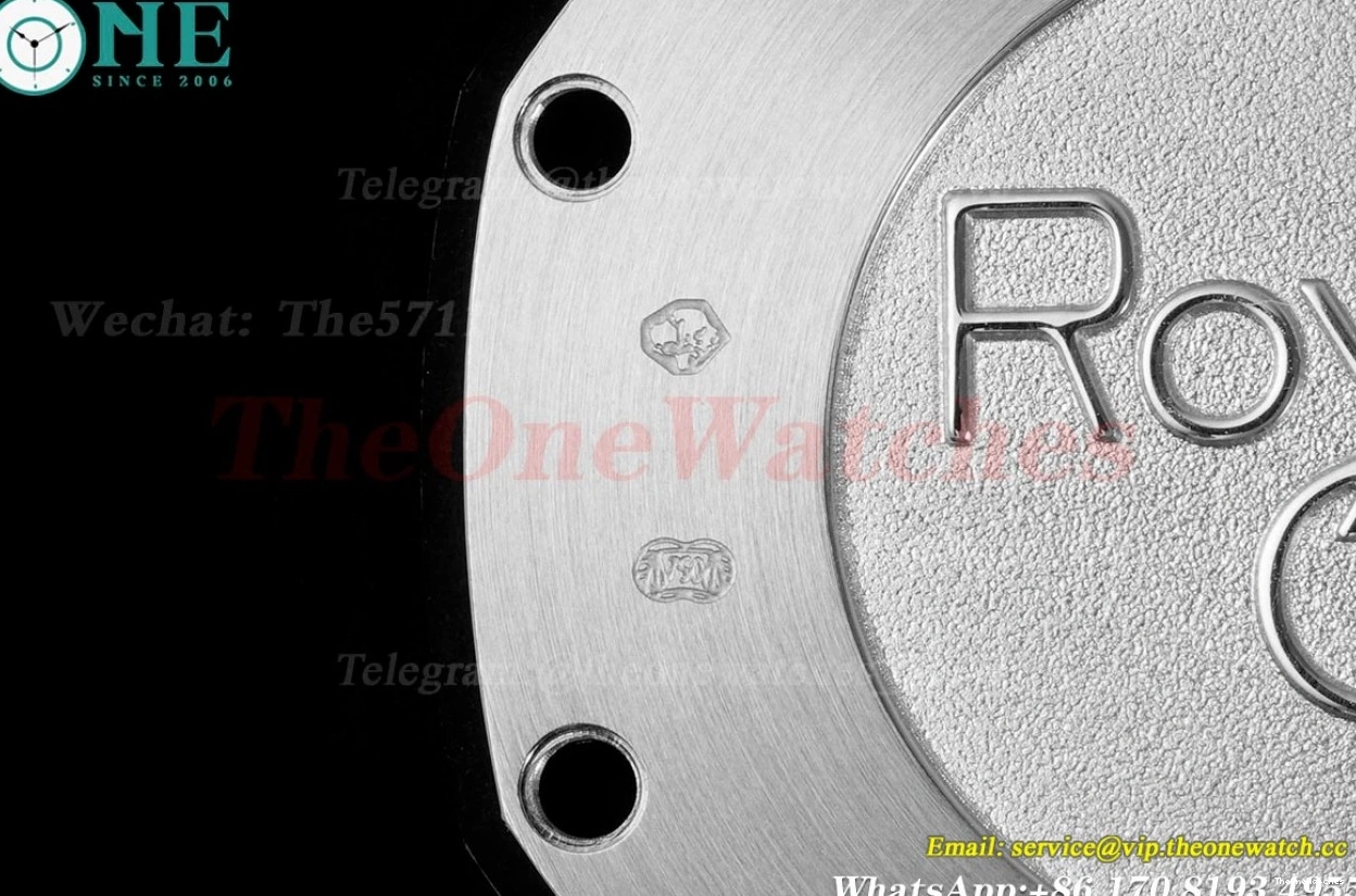 67650 Royal Qtz White SS SS Oak Swiss Ladies 33mm ZF 0519